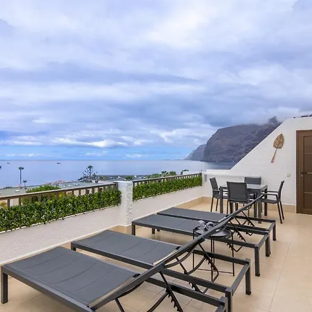 Tamara Ocean Bliss Acantilado de los Gigantes